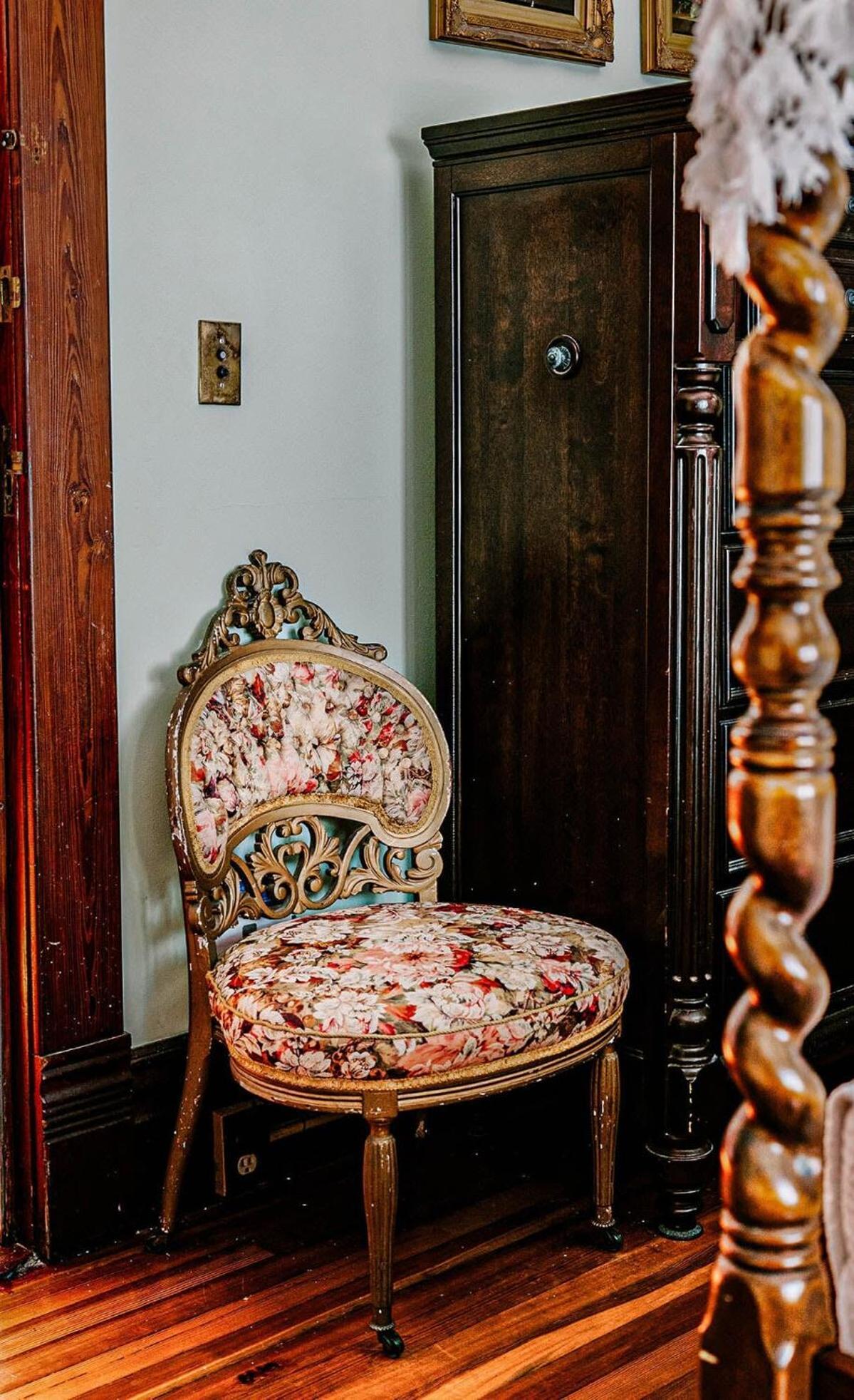 Classic King With Balcony At Curry Mansion คีย์เวสต์ ภายนอก รูปภาพ